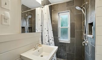 3569 Sandal Ln, Cincinnati, OH 45248