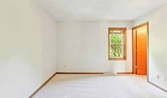 750 Engelhart Dr, Madison, WI 53713