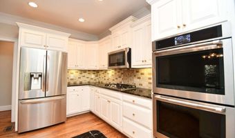 218 Thornhill Dr, Athens, GA 30607