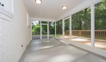 110 N Claybon Dr, Advance, NC 27006