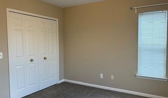 2692 S Knightsbridge Cir, Ann Arbor, MI 48105