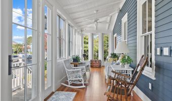 204 HOLLYWOOD St, Bethany Beach, DE 19930