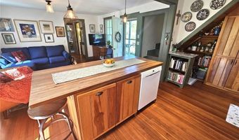 187 Dye Hill Rd, Hopkinton, RI 02832