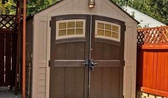 3755 Brookchase Ln, Charlotte, NC 28205