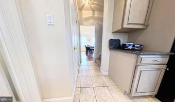 203 CYNWYD Dr, Absecon, NJ 08201