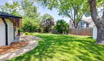 1729 N Mitchell Ave, Arlington Heights, IL 60004
