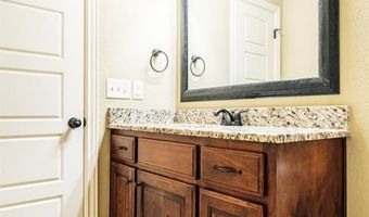 1613 Rock St, Bentonville, AR 72712