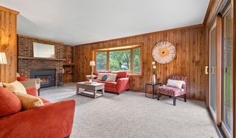 5905 Mayhill Dr, Madison, WI 53711