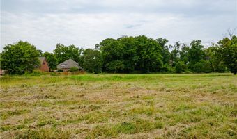 Ozark Acres Drive, Bentonville, AR 72713