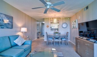 900 COVE CAY Dr 5A, Clearwater, FL 33760