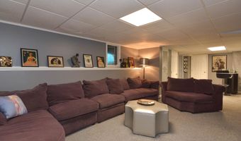 301 N Amherst Rd, Bedford, NH 03110