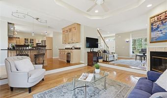 54 Paine Rd, Cumberland, RI 02864