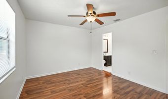 1915 MAIN St, Atlantic Beach, FL 32233