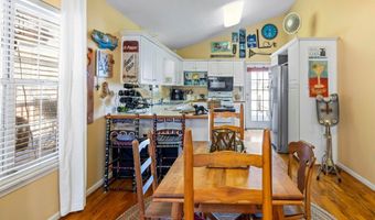 197 Maple Ridge Rd, Alexander City, AL 35010