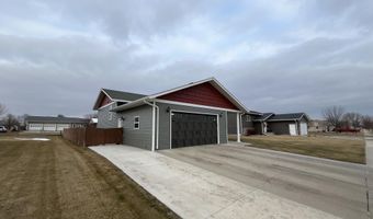 1208 SW 13th Ave, Aberdeen, SD 57401