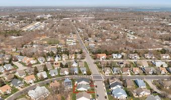 84 CHAIN Blvd, Bayville, NJ 08721