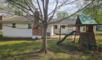 105 SW Moore St, Blue Springs, MO 64014