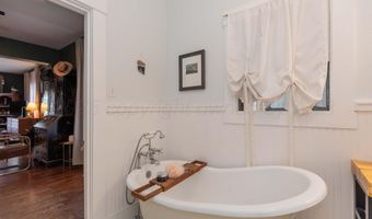1611 S VAN BUREN St, Amarillo, TX 79102