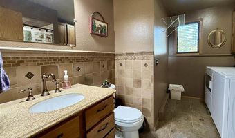 221 44th St N, Cody, WY 82414