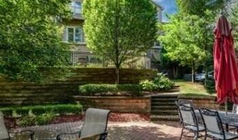 934 W Huron St, Ann Arbor, MI 48103