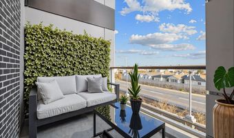 17 AVENUE E 506, Bayonne, NJ 07002