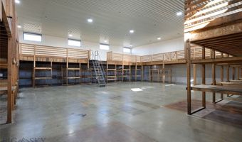 1172 Happy Ln, Belgrade, MT 59714