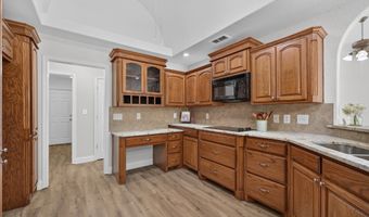 3518 Silver Oaks Dr, Abilene, TX 79606
