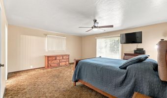 10840 Cedar St, Armona, CA 93202