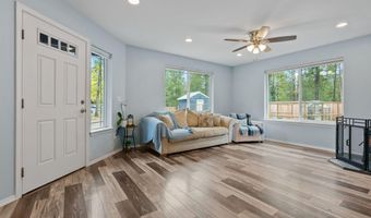 17271 Downey Rd, Bend, OR 97707