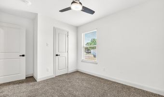 704 11th St, Abernathy, TX 79311