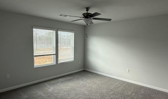 156 Village Green Dr, Adairsville, GA 30103