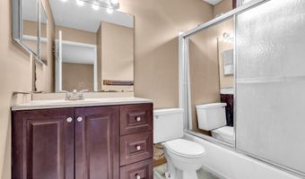 33 Windward Dr, Barnegat, NJ 08005