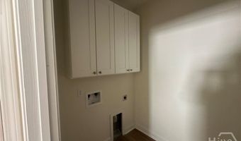 373 Carter B, Allenhurst, GA 31301