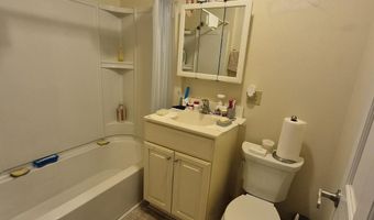 105 N 10TH St, Reading, PA 19601