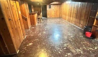 7208 Rosedale Blvd, Allen Park, MI 48101