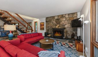 55 Lakeview Dr, Adirondack, NY 12808