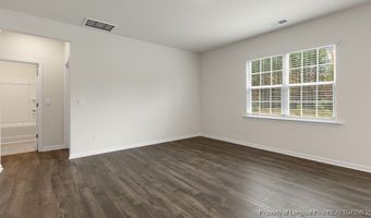 1085 Misty Creek Dr, Aberdeen, NC 28315