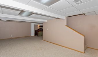 1006 SE Peterson Dr, Ankeny, IA 50021