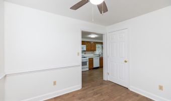 8 WESLEY St, Camden, DE 19934
