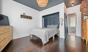 604 Wood Ave, Bridgeport, CT 06604