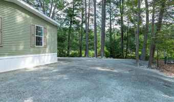 3 Alison Cir, Hampton, NH 03842