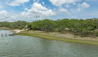 632 Mariner Cir, Alligator Point, FL 32346