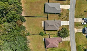 5609 Price Plantation Rd, Baker, FL 32531