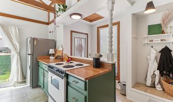 4518 Kingman Blvd, Des Moines, IA 50311