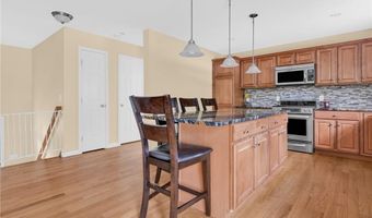 42 Brookside Ave, North Providence, RI 02911