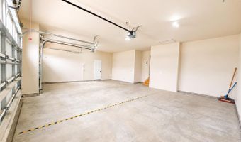 1502 N Shadow Rock Dr, Andover, KS 67002
