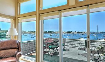 127 Harrison Ave 10, Newport, RI 02840