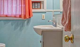 1369 Austin Lake Rd, Baxter, TN 38544