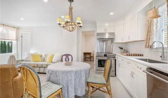 604 Thames & 4 Dixon St, Newport, RI 02840