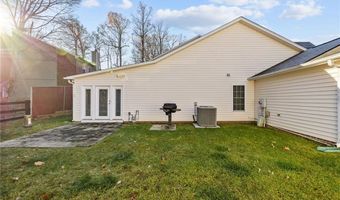 617 Uwharrie St J, Asheboro, NC 27203